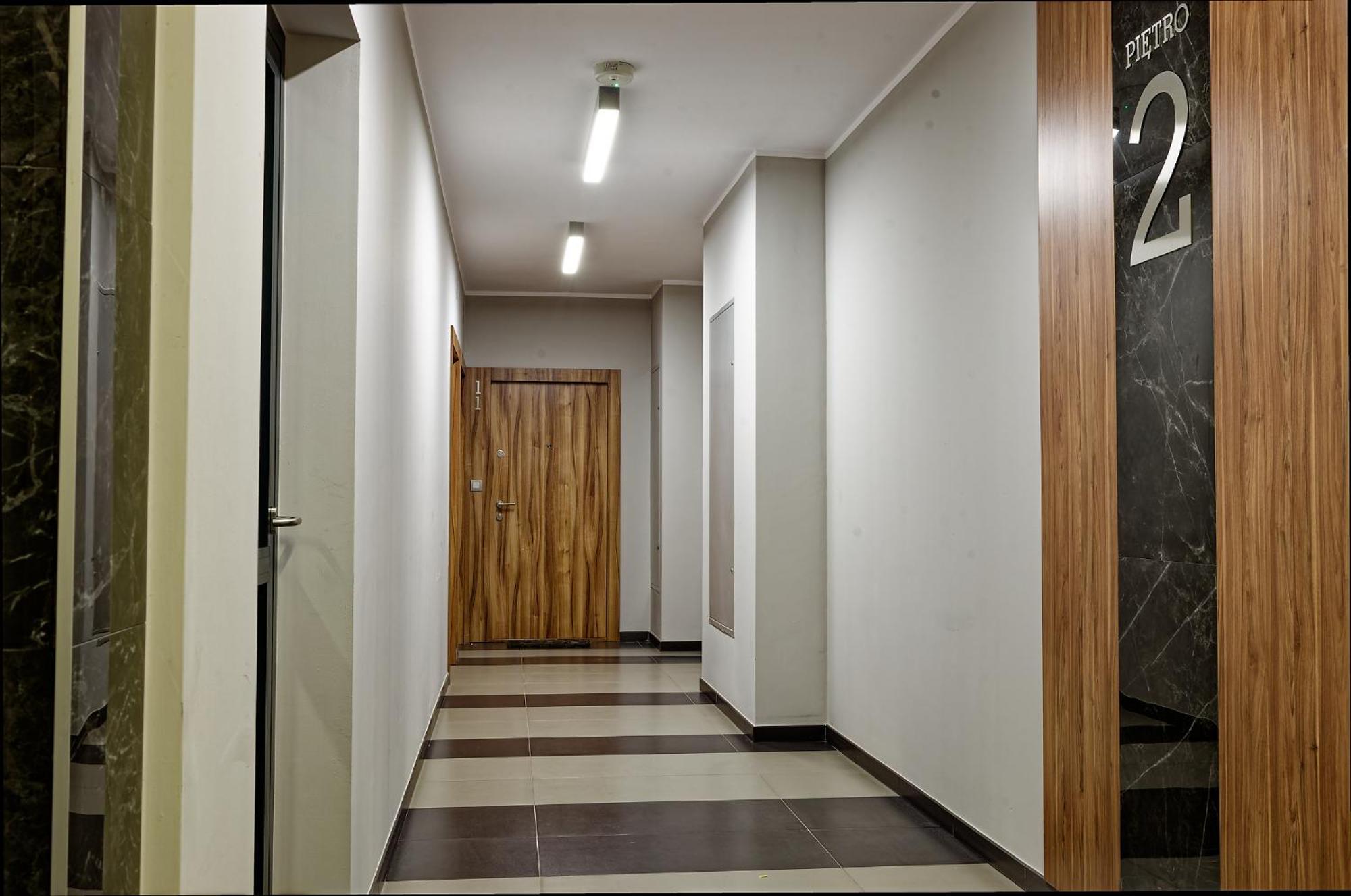 Airport Bakalarska Lägenhet